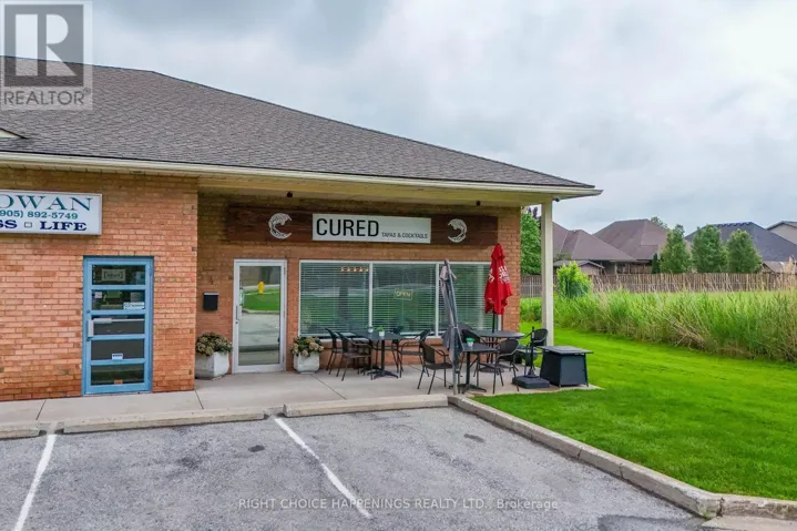 4 - 1161 PELHAM STREET, Pelham (Fonthill), Ontario L3C6Z9