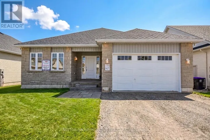 45 HAROLD AVENUE, Severn (Coldwater), Ontario L0K1E0