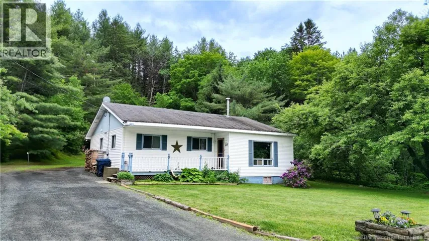 28 Main Street, Doaktown, New Brunswick E9C1A2