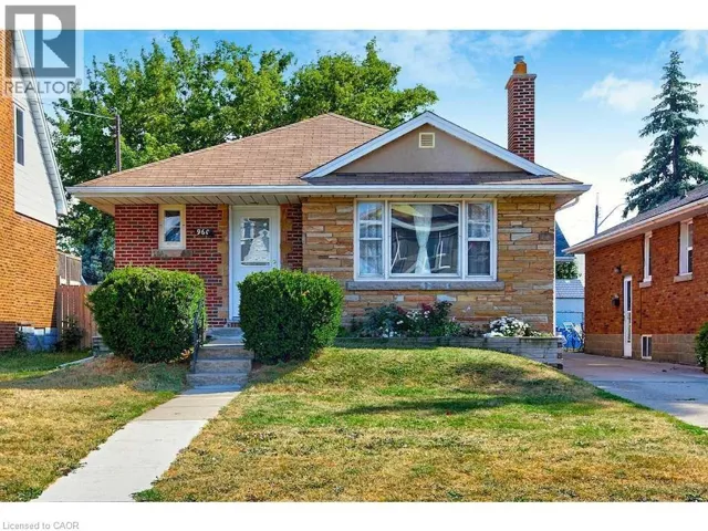 960 DUNSMURE Road Unit# Main, Hamilton, Ontario L8H1J4
