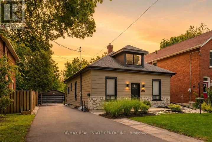 41 TORONTO STREET, Guelph (St. Patrick's Ward), Ontario N1E3E3