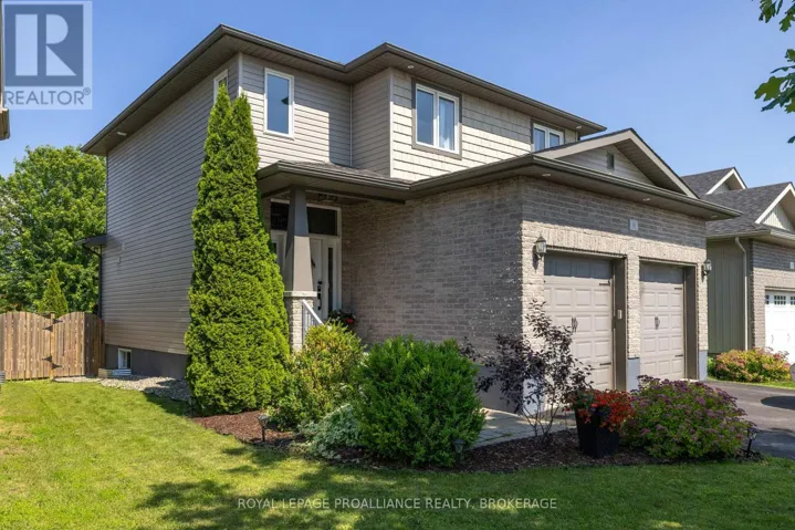92 WINDERMERE BOULEVARD, Loyalist (Bath), Ontario K0H1G0