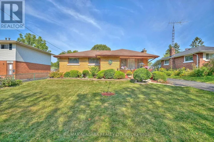 316 BOWEN ROAD, Fort Erie (Central), Ontario L2A2Y9