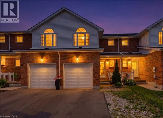 17 BRANDY Crescent, Kitchener, Ontario N2B3W8