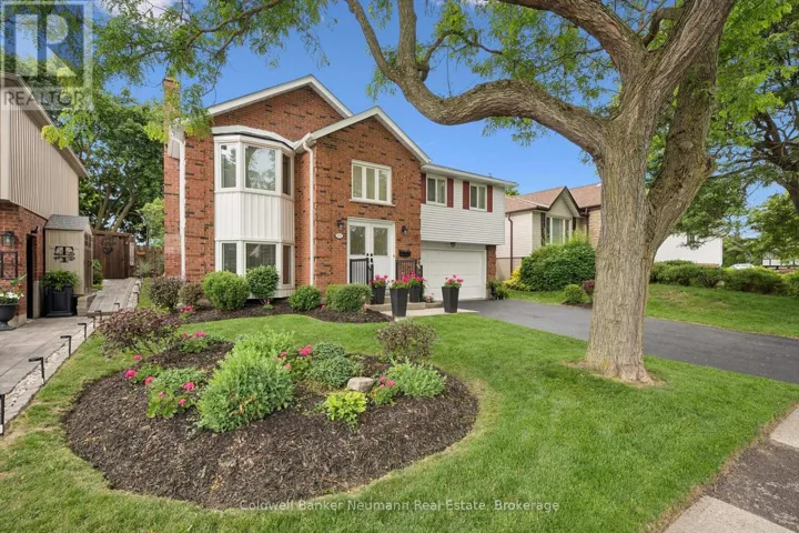 106 WOODBOROUGH ROAD, Guelph (Kortright West), Ontario N1G3K5