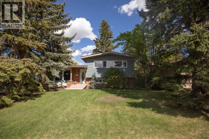 11 Mccune Avenue, Red Deer, Alberta T4N0H3