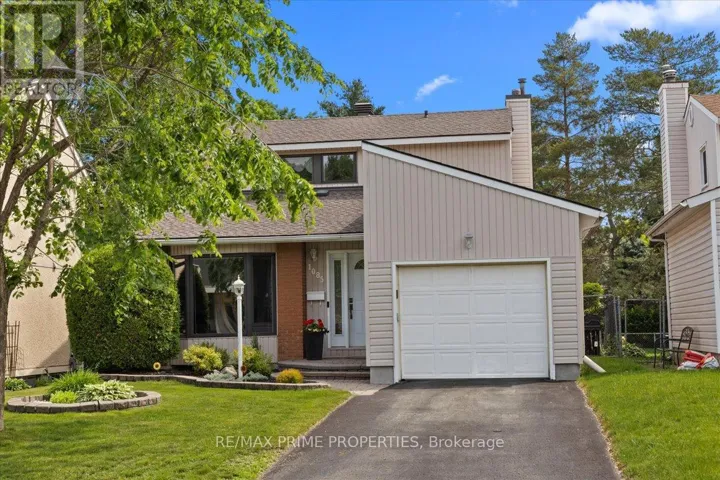 1085 CHATEAU CRESCENT, Ottawa, Ontario K1C2C9