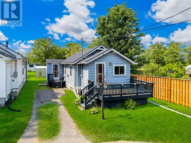 40 LONGTENT AVENUE, Fort Erie (Lakeshore), Ontario L2A1E3