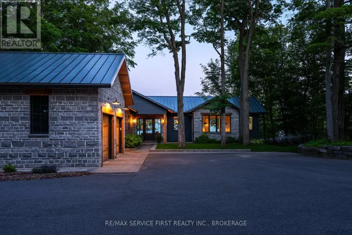 1027 OLD FRONT ROAD, Kingston (City SouthWest), Ontario K7M4M2