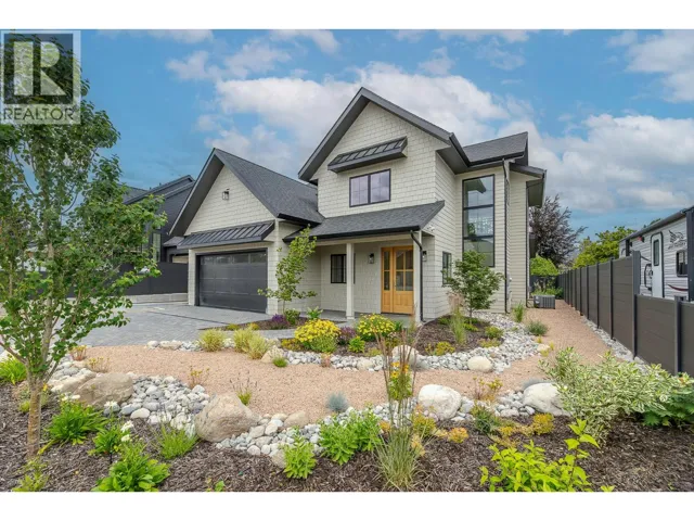 1502 Laidlaw Street, Summerland, British Columbia V0H1Z9