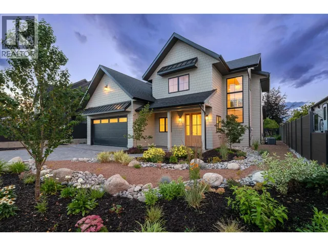 1502 Laidlaw Street, Summerland, British Columbia V0H1Z9