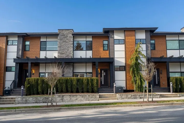 3 33209 CHERRY AVENUE, Mission, British Columbia V2V0G8