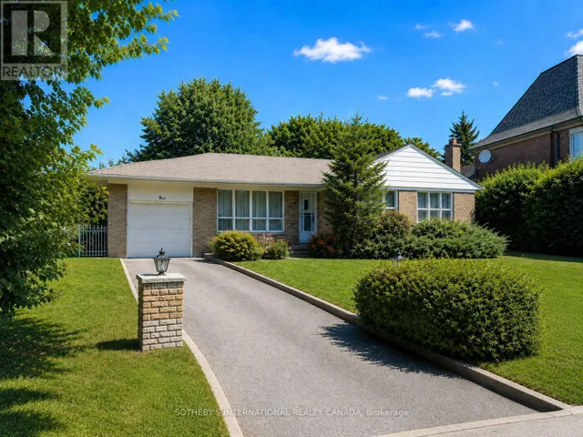 9 LLOYDMINSTER CRESCENT, Toronto (Newtonbrook East), Ontario M2M2R9