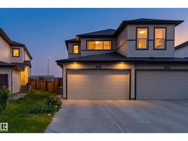 2522 152 AV NW, Edmonton, Alberta T5Y3Z1