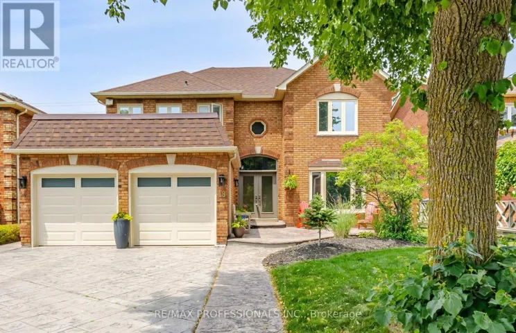 18 KINGFISHER COURT, Brampton (Snelgrove), Ontario L6Z3R4