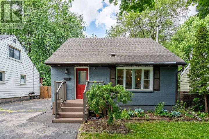 13 LEWIS STREET, Hamilton (McQuesten), Ontario L8H6C3