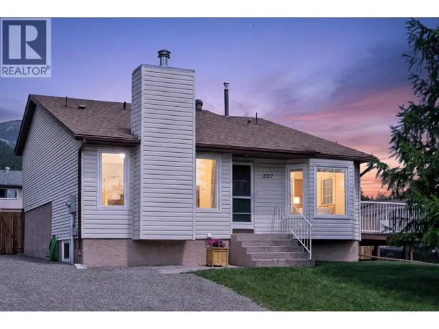 1217 Hickory Crescent, Sparwood, British Columbia V0B2G2