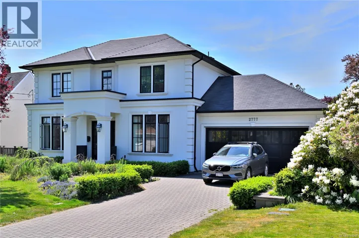 2777 Dewdney Ave, Oak Bay, British Columbia V8R3M3