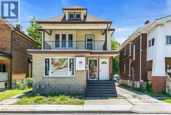 31-33 GILES East, Windsor, Ontario N9A4B6