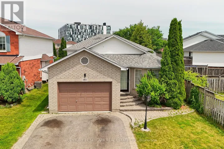 1922 DALHOUSIE CRESCENT, Oshawa (Samac), Ontario L1G8C3
