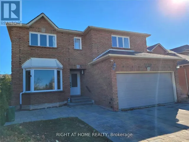 UPPER - 1080 GLENASHTON DRIVE, Oakville (WC Wedgewood Creek), Ontario L6H4B9