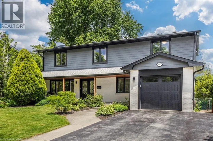 365 COSBURN Crescent, Burlington, Ontario L7L2W5