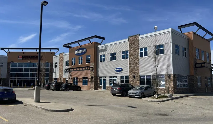 9225 - 28 Avenue, Edmonton, Alberta T6N1N1