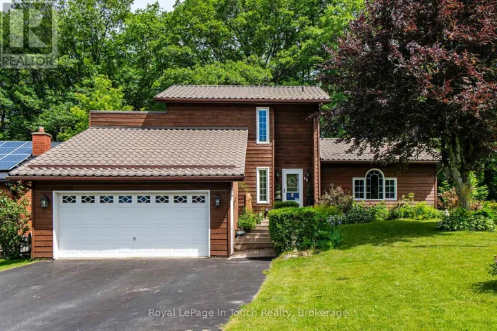 Welcome Home! 13 Hallen Drive