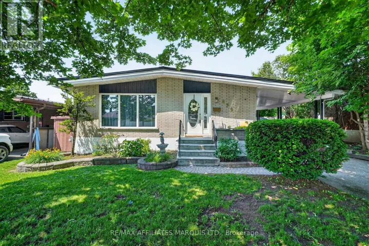 438 BEACH AVENUE, Cornwall, Ontario K6H5P1