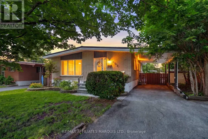 438 BEACH AVENUE, Cornwall, Ontario K6H5P1