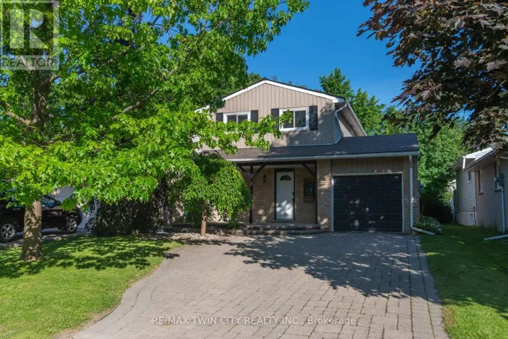 162 PARKSIDE DRIVE E, Centre Wellington (Fergus), Ontario N1M3E8