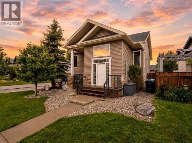 275 Mt Sunburst Way W, Lethbridge, Alberta T1K2S6