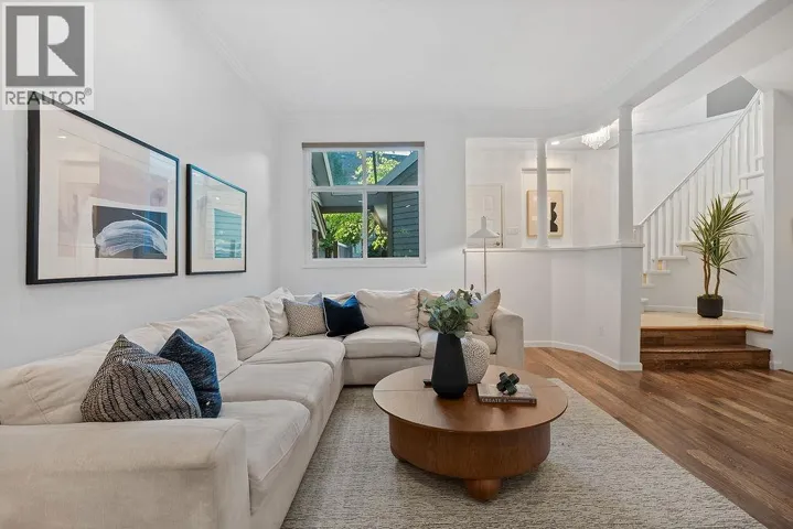 10 1 ASPENWOOD DRIVE, Port Moody, British Columbia V3H4X8