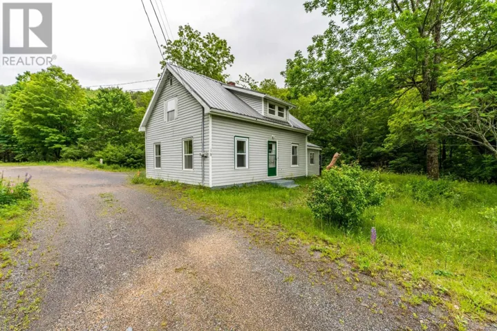 18 Clementsport Road, Clementsport, Nova Scotia B0S1E0