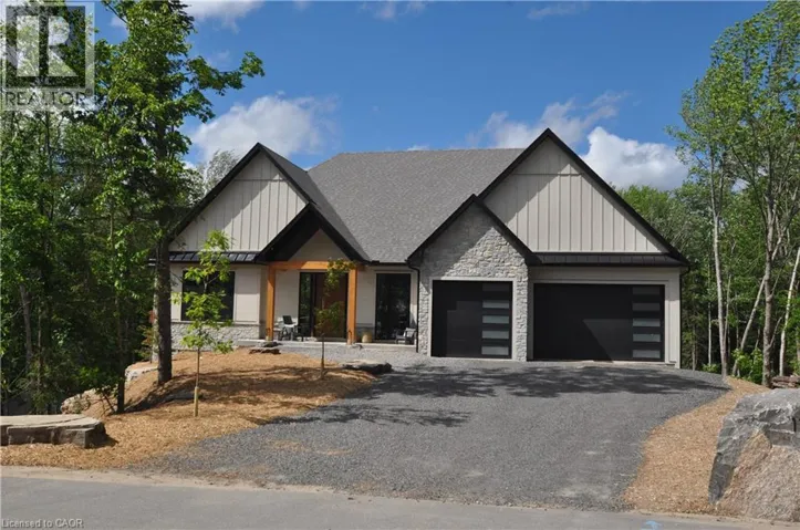 11 GLEN EAGLE Court, Huntsville, Ontario P1H1B1
