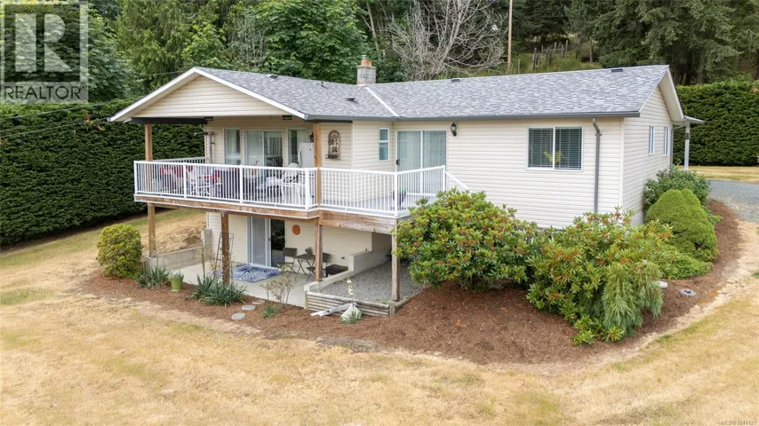 8148 Shasta Rd, Crofton, British Columbia V0R1R0