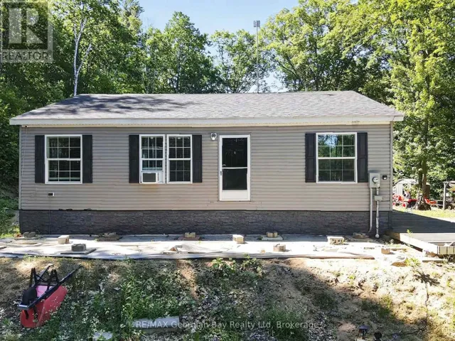 927 VINDIN STREET, Midland, Ontario L4R4L9