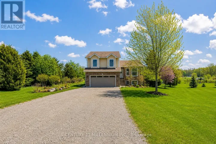 1100 WALKER STREET, Howick, Ontario N0G2X0