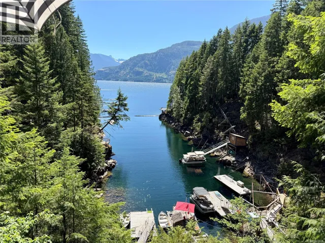 36 Baikie Dr, Campbell River, British Columbia V9W2C5