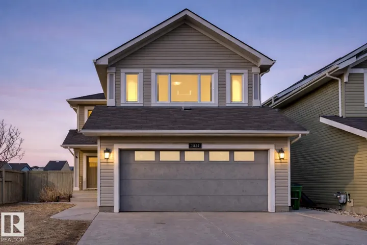 1564 36 AV NW, Edmonton, Alberta T5P0L9