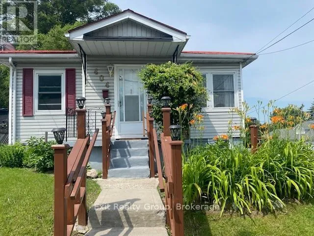 404 BLEECKER AVENUE, Belleville (Belleville Ward), Ontario K8N3V8