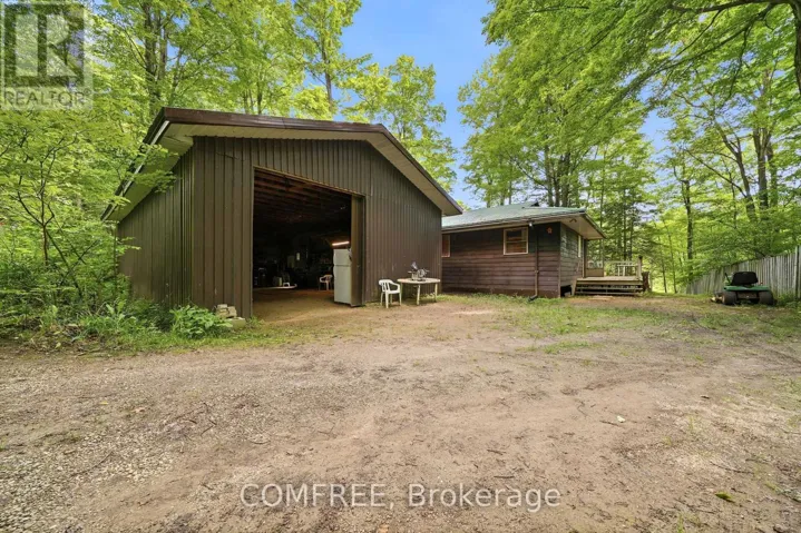 231 FLEWELLING ROAD, Grey Highlands, Ontario N0C1E0