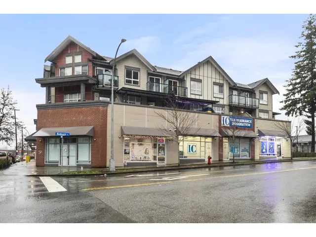 228 32095 HILLCREST AVENUE, Abbotsford, British Columbia V2T1S3