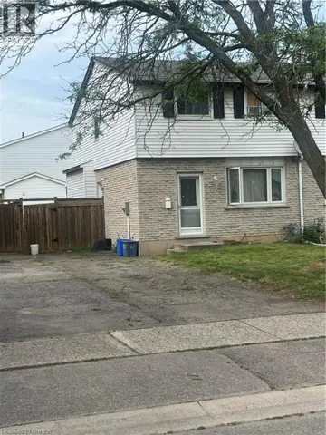 35 DEBBY Crescent, Brantford, Ontario N3R7A4