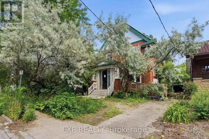 45 PANDORA AVENUE N, Kitchener, Ontario N2H3C1