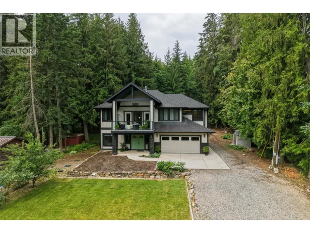 2484 Forest Drive, Blind Bay, British Columbia V0E1H2