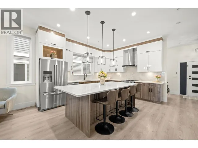 11042 240 STREET, Maple Ridge, British Columbia V2W1H6