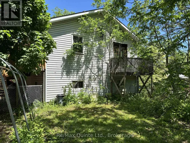 27 VICTORIA STREET, Centre Hastings, Ontario K0K2K0