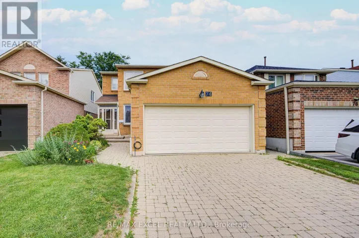 74 HOLMBUSH CRESCENT, Toronto (Steeles), Ontario M1V2Y9