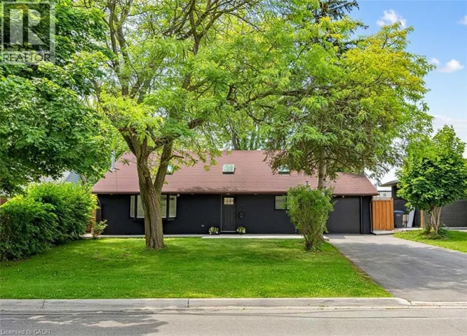 13 SWANHURST Boulevard, Mississauga, Ontario L5N1B6